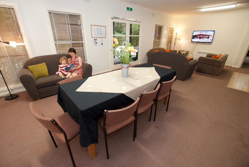 Mountain View Holiday Retreat แฮร์เรียตวิลล์ ภายนอก รูปภาพ